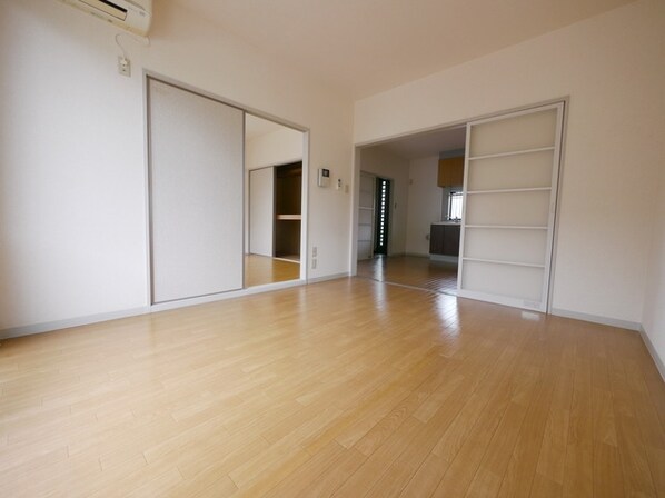 サンファミール1の物件内観写真